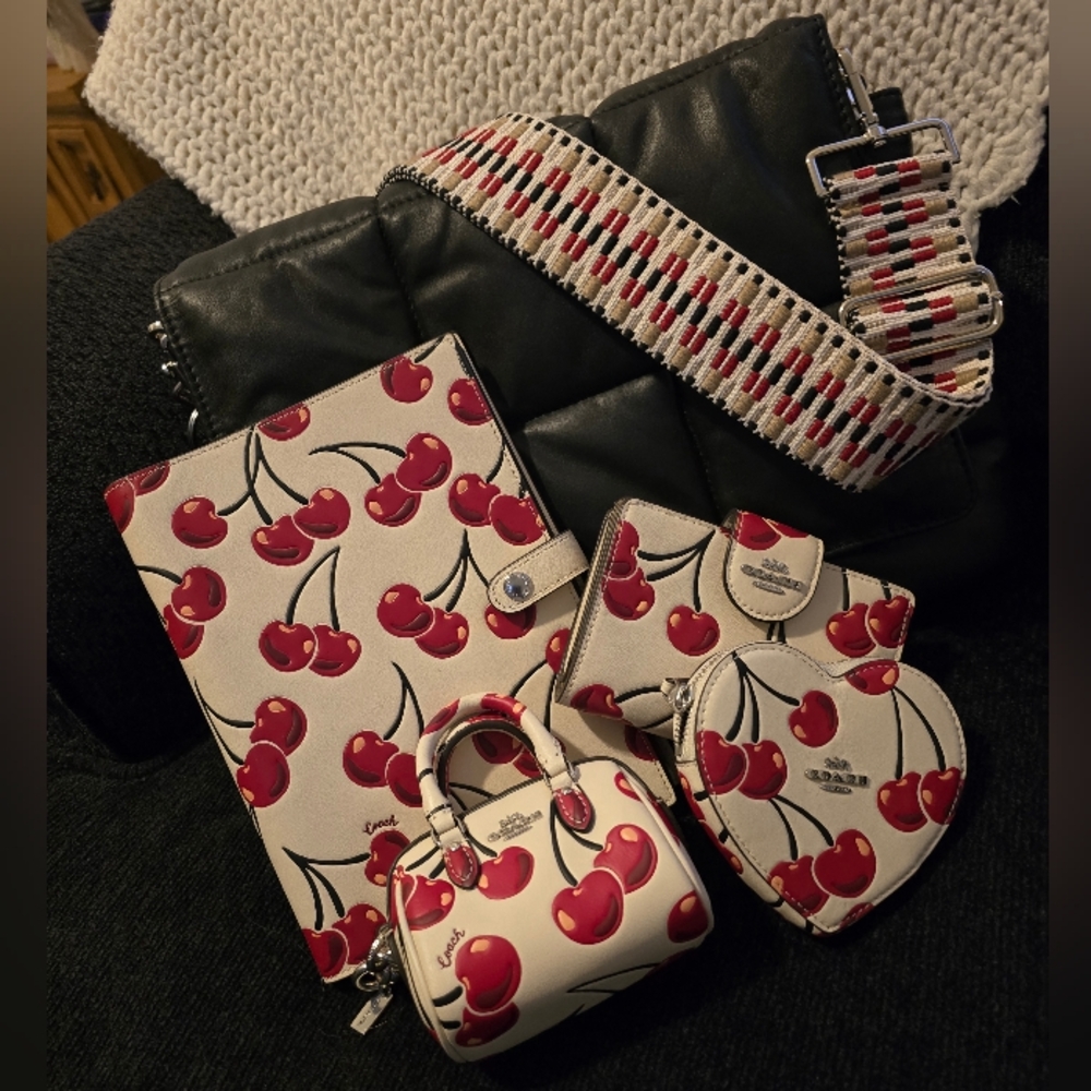 Coach Cherry Set